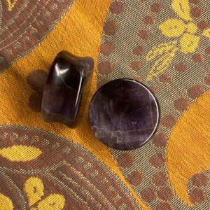 Amethyst stone plugs